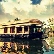 Queen Elizabeth Houseboat, Alleppey 1